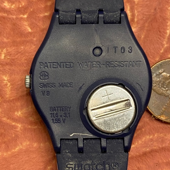 2015 SWATCH Watch Ladies Champs Elysees Style needs battery Limited Edition - Picture 5 of 11